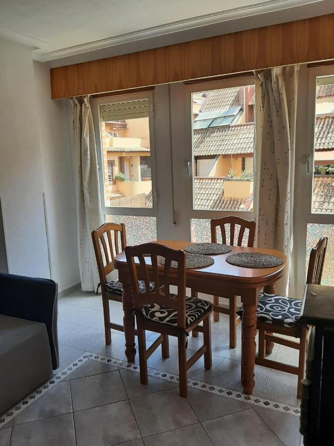 Amazing Sunny Flat With Balcony Pool Two Mins From The Beach Torrevieja Esterno foto