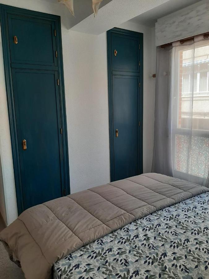 Amazing Sunny Flat With Balcony Pool Two Mins From The Beach Torrevieja Esterno foto