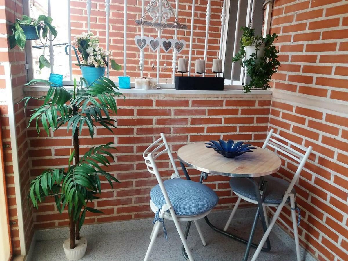Amazing Sunny Flat With Balcony Pool Two Mins From The Beach Torrevieja Esterno foto