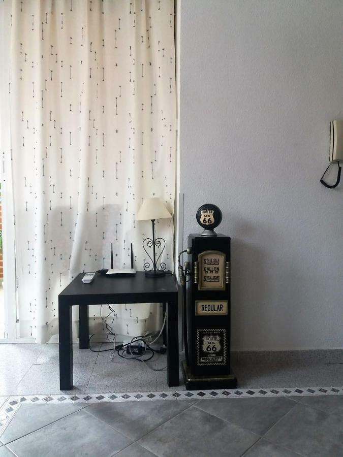 Amazing Sunny Flat With Balcony Pool Two Mins From The Beach Torrevieja Esterno foto