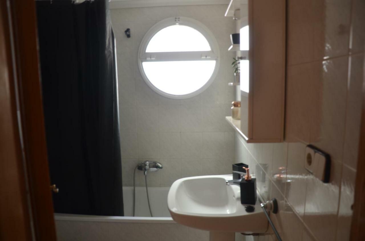 Amazing Sunny Flat With Balcony Pool Two Mins From The Beach Torrevieja Esterno foto